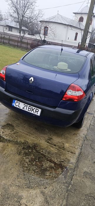 Vând Renault Megane 2 1.6 16v cu GPL 
Ac funcțional
Geamuri electrice