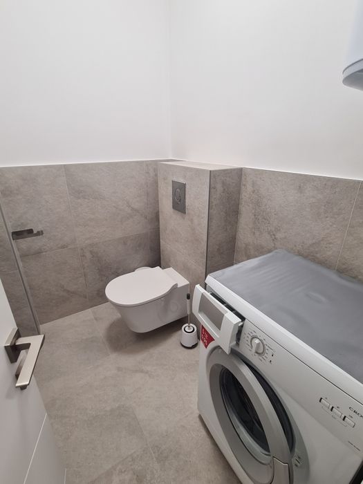 Дава се под наем Тристаен апартамент в Пловдив, Кючук Париж - 80 кв.м за 612 € - Снимка #10