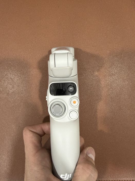 Стабилизатор dji osmo mobile 7