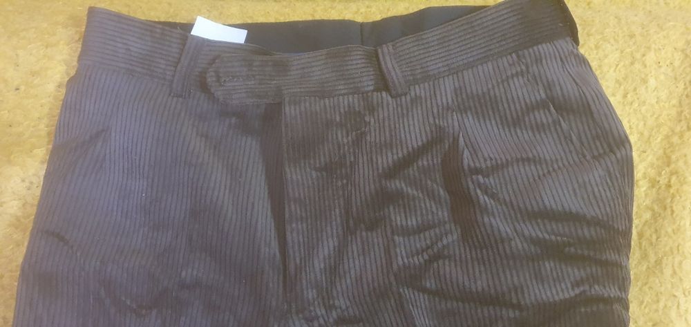 Pantalon bărbătesc măsura 44