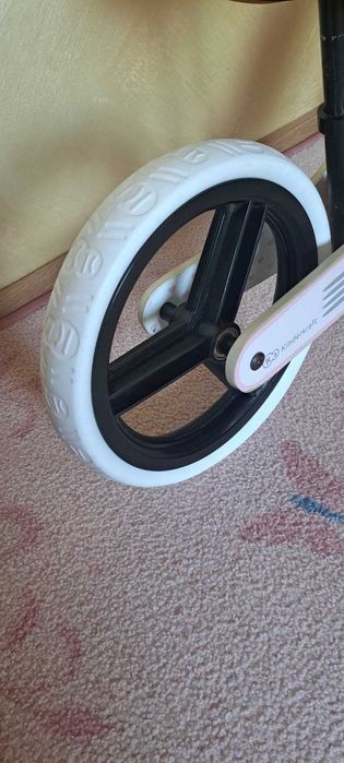 Детско Балансиращо Колело Kinderkraft За Баланс Велосипед Розов Момиче