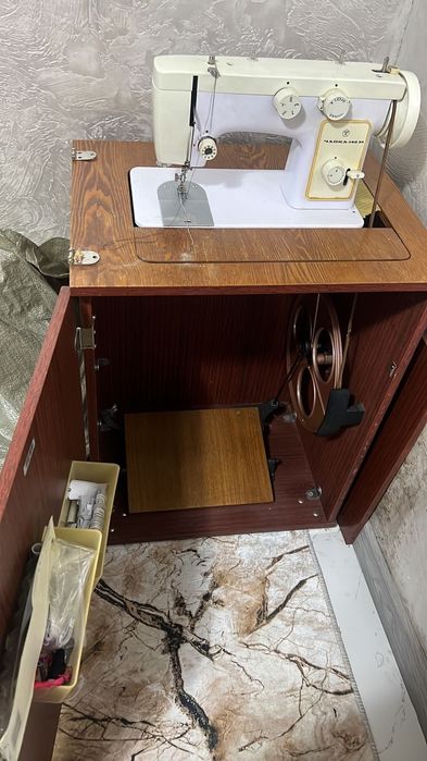 Срочно. Швейная машинка