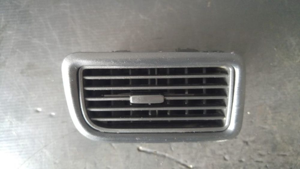 Grila ventilatie stanga fiat doblo cargo 2 263 735470545