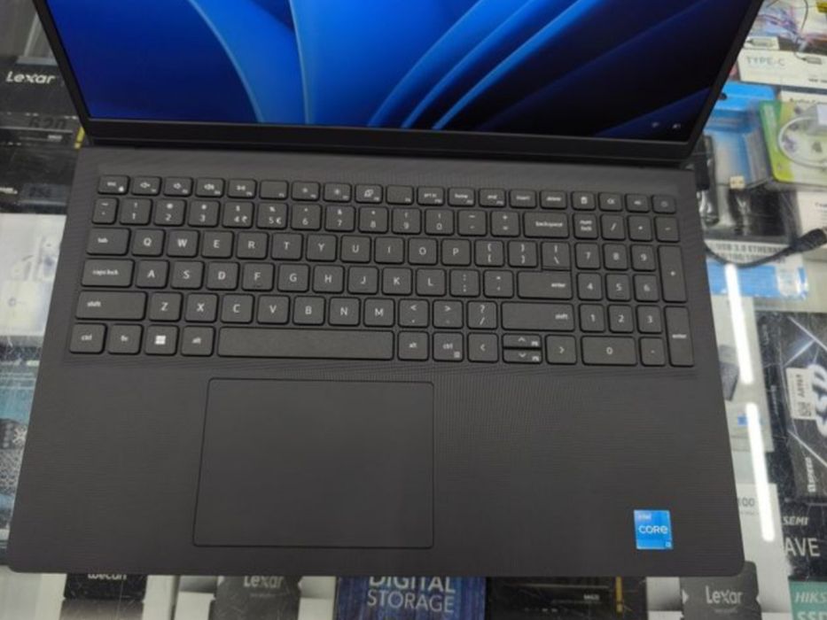 Новый Dell Vostro i3 6 ядер 8GB ОЗУ