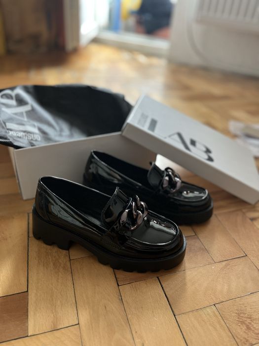 Лоуфъри Answear LAB