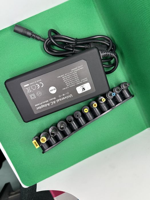 Универсальный блок питания для ноутбука