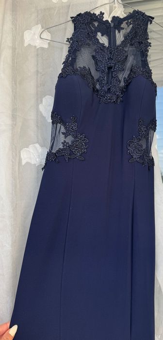 Официална рокля за повод