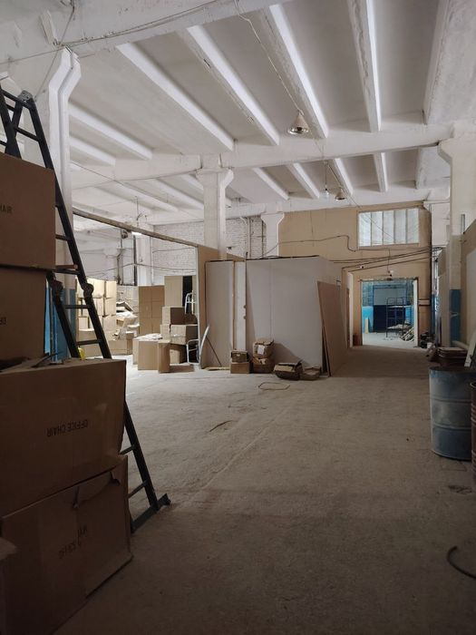 Продам базу 7 000 м2, 10 соток