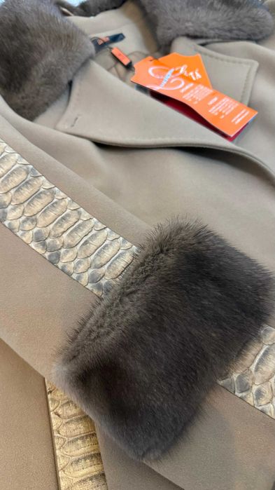 Продам шикарное новое пальто