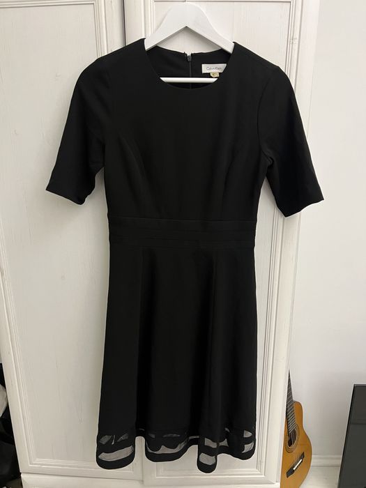 Calvin Klein rochie mid length dress A line size 4