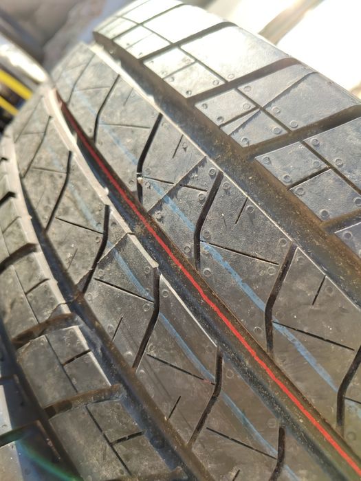 2 бр летни 225/65/16 Bridgestone