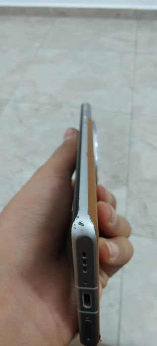 Oppo find x7  95%акб