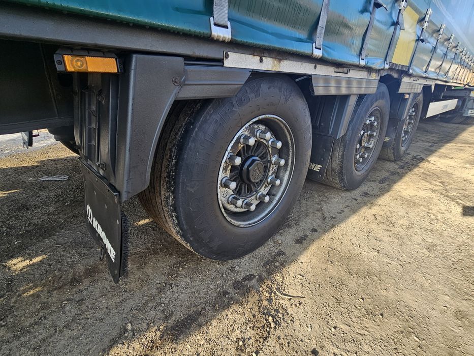 Semiremorca KRONE Mega 2016