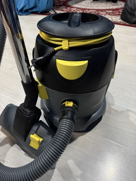Продам пылесос керхер Karcher