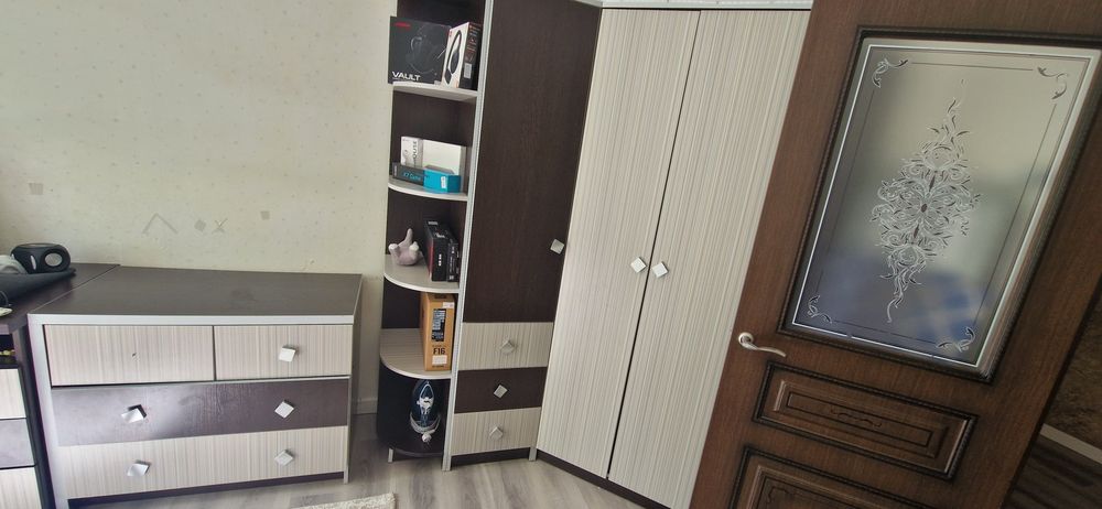 Продам шифанер и комод