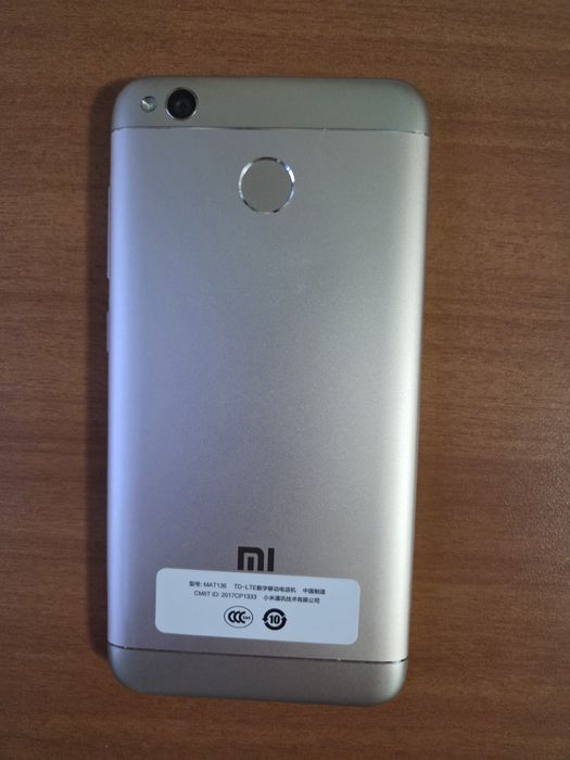 Продам телефон xiаomi redmi4x. Мини. Б/у, очень аккуратно.
