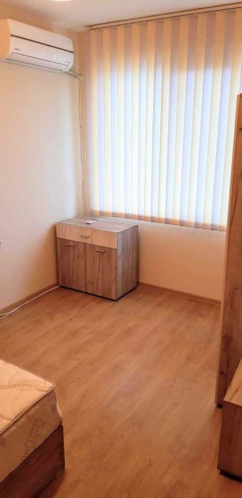 Дава се под наем Двустаен апартамент в Добрич, Център - 65 кв.м за 326.4 € - Снимка #4