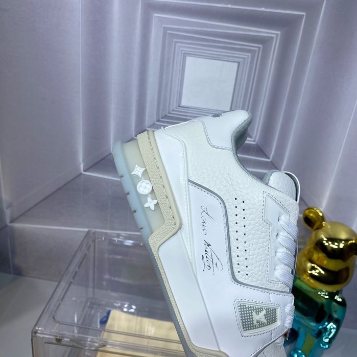 Louis Vuitton Trainer LV