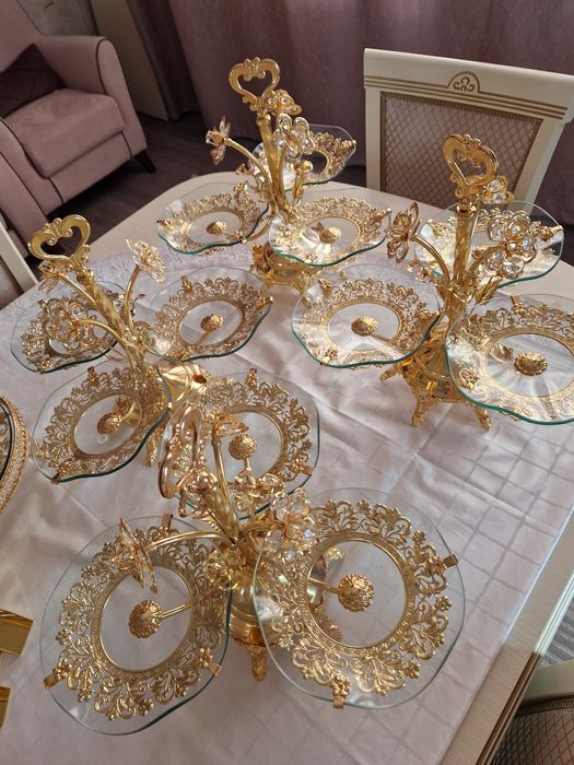 Продам сервировочную посуду