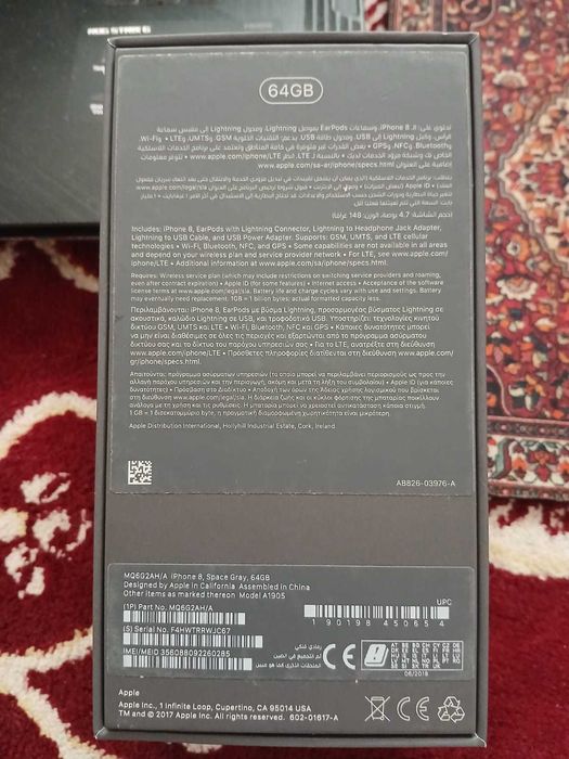 Айфон 8 черный 64GB