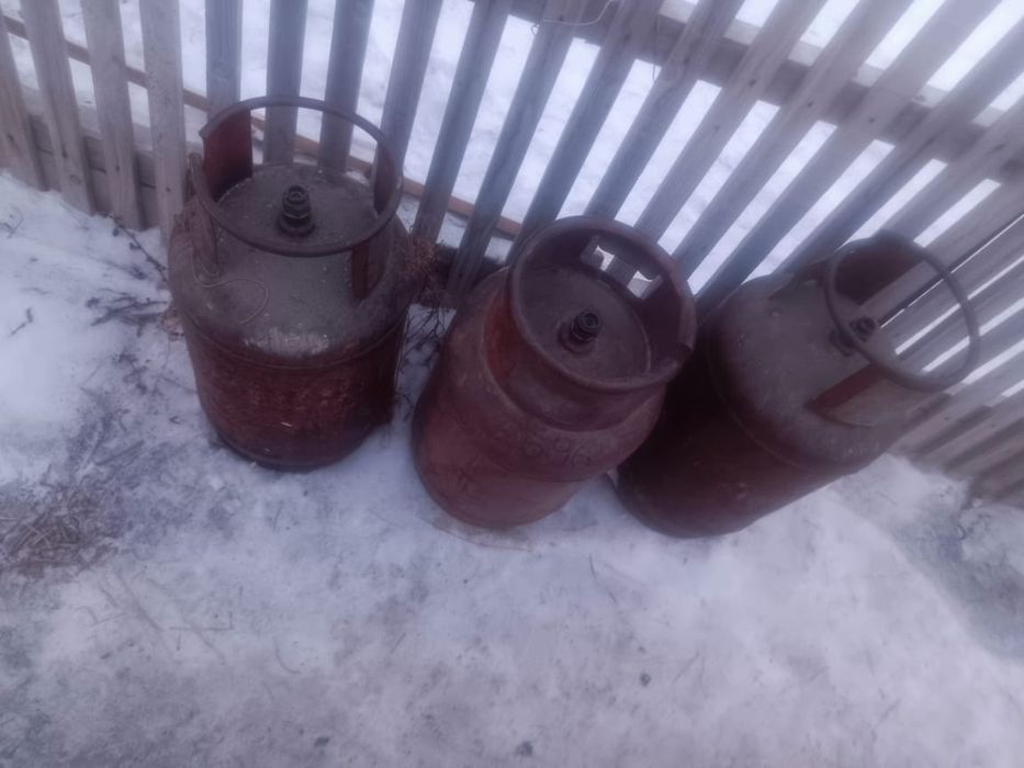 Газ балоны продам27л