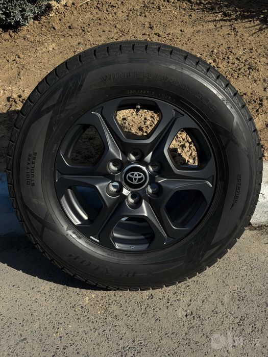 Оригинальные диски Toyota R18 с резиной Dunlop и датчиками