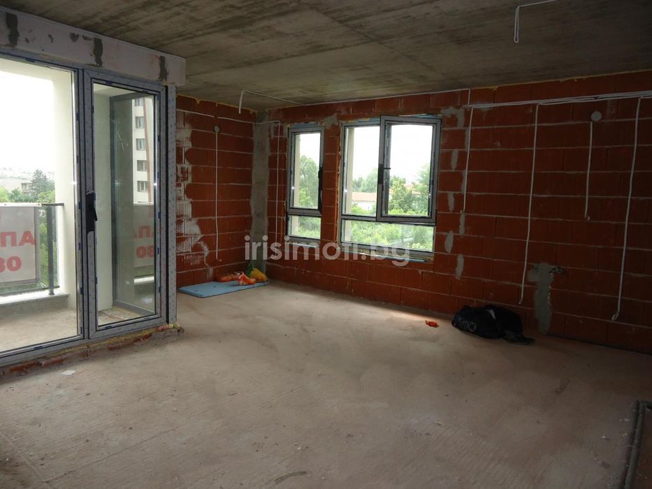 Продава се Тристаен апартамент в София, Дървеница - 111 кв.м за 2220 €/кв.м - Снимка #1