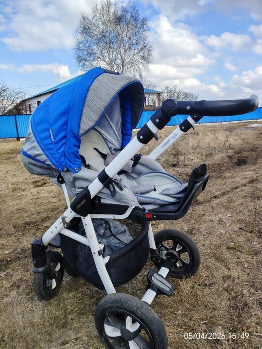 Продам коляску 2 в1