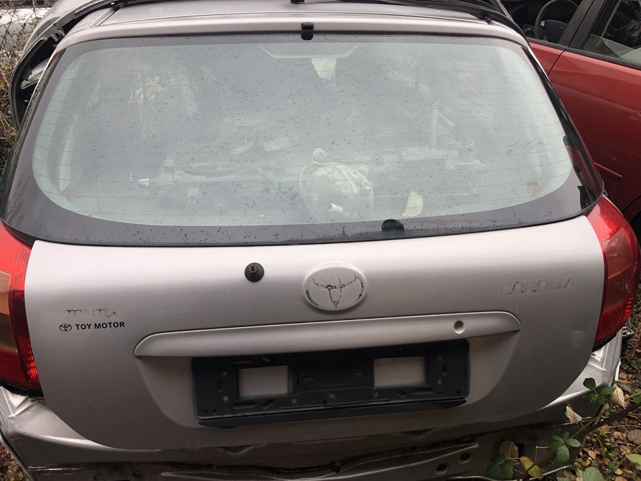 Заден капак за корола 2 вр toyota corolla