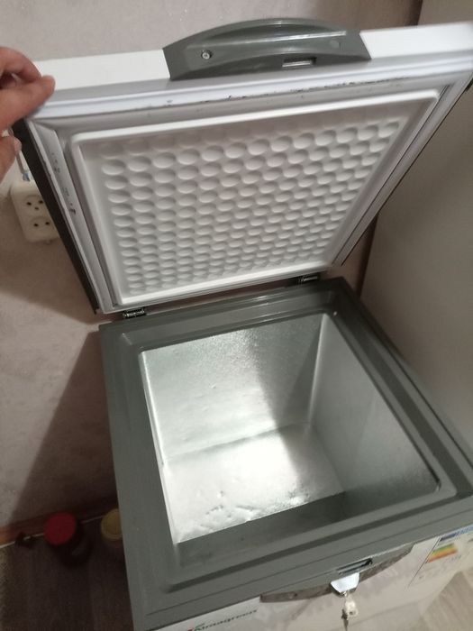 Продам 2 телевиз для кухни по 15 тыс,