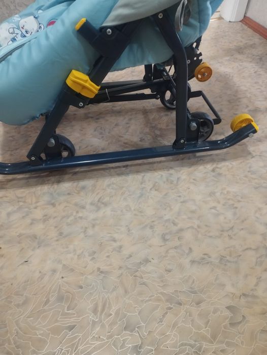 Продам санки универсал