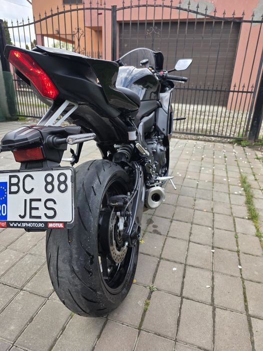 Vând Yamaha R7 2023 Limitată A2 accept variante auto -+diferența