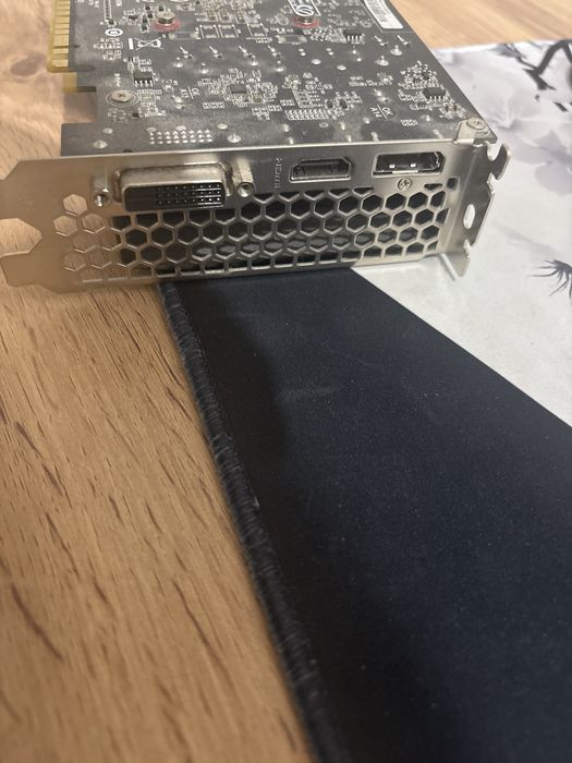 Видеокарта GeForce GTX 1050Ti
