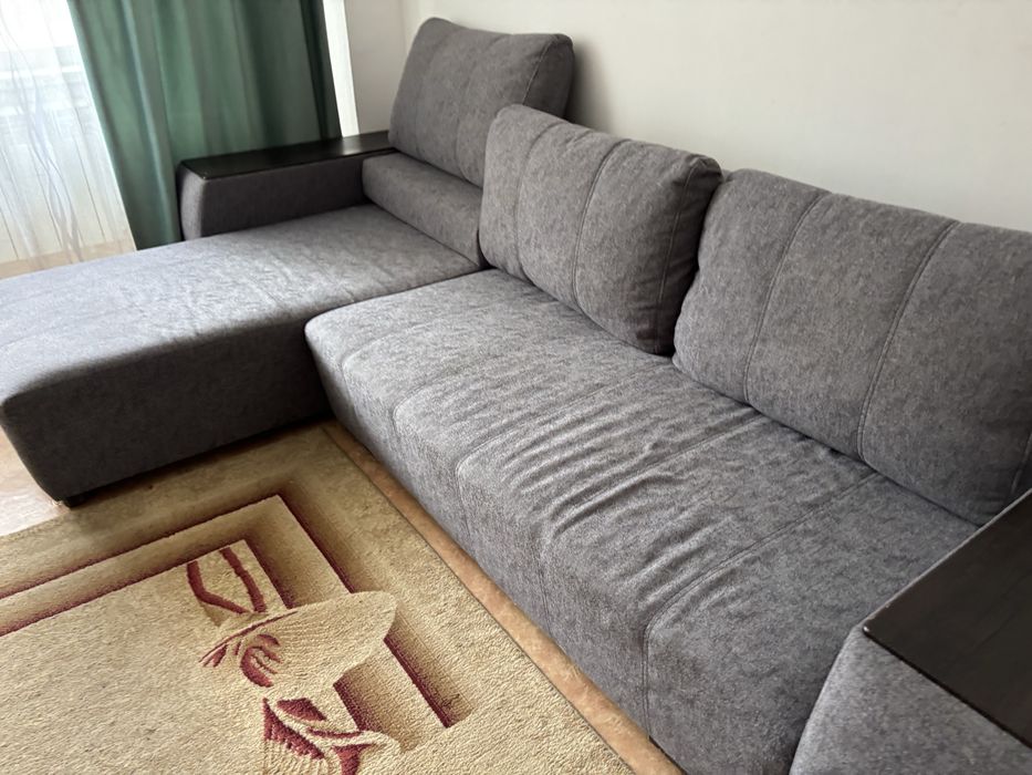 Диван продам! Срочно.