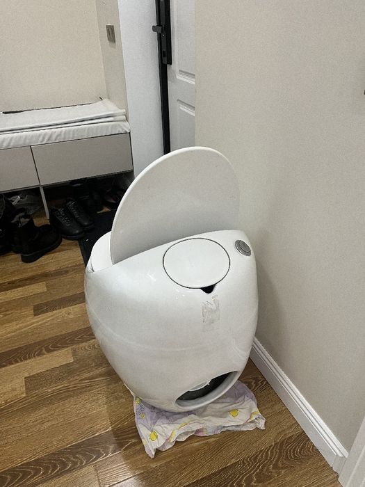 Прадается б/у унитаз - Моноблок