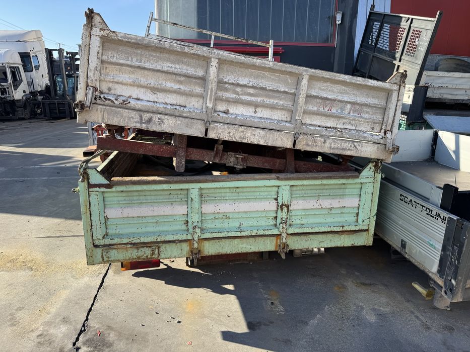 Самосвална уредба за iveco