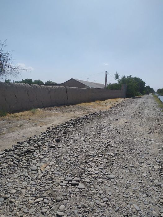 Sotoki 8000$ mingdan yer sotiladi srochna