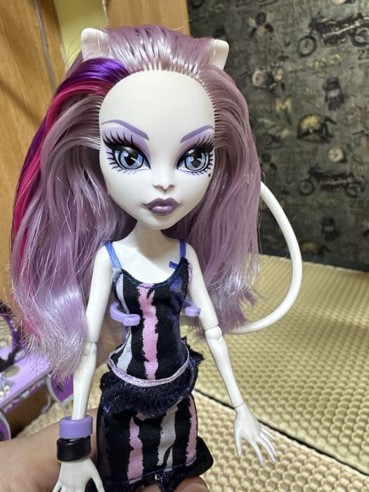 Продам куклу монстр хай!