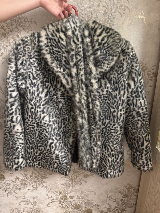 Шуба леопардовая почти новая
