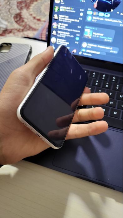 Iphone 11 ideal 64/100