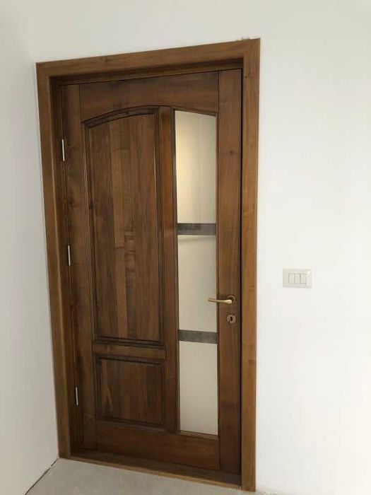 Usi interior usi exterior din lemn masiv Stejar pe comanda  toc lemn