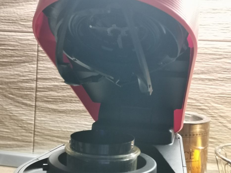 Nespresso Vertuo Pop - incomplet, pentru piese