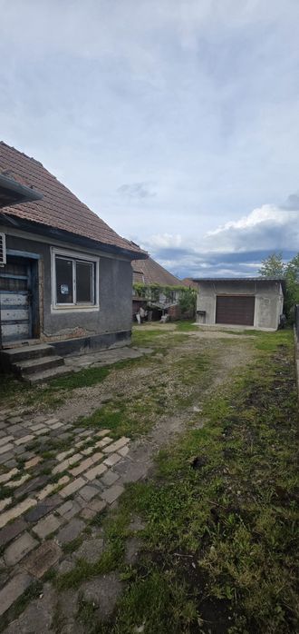 Casa individuala de vânzare zona Sancrai