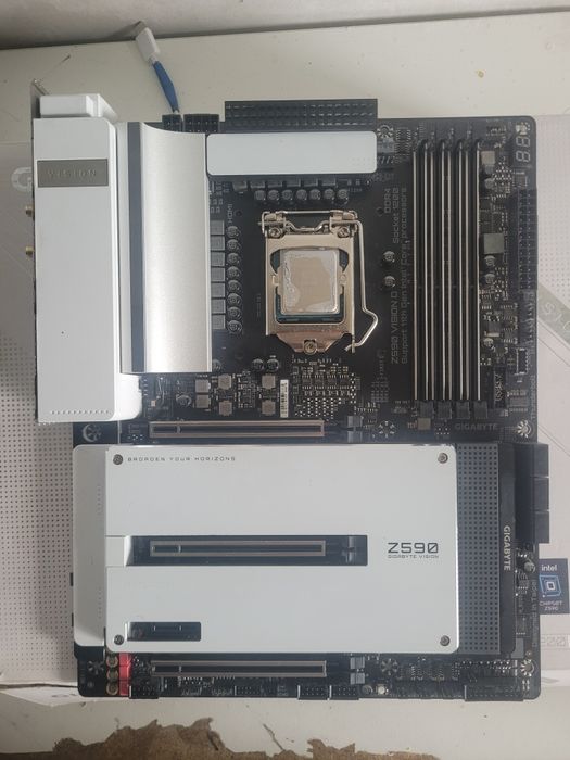 Intel core i9 11900es qvye