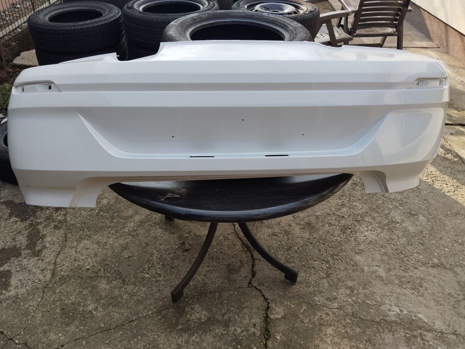 Bara spate Volkswagen Polo