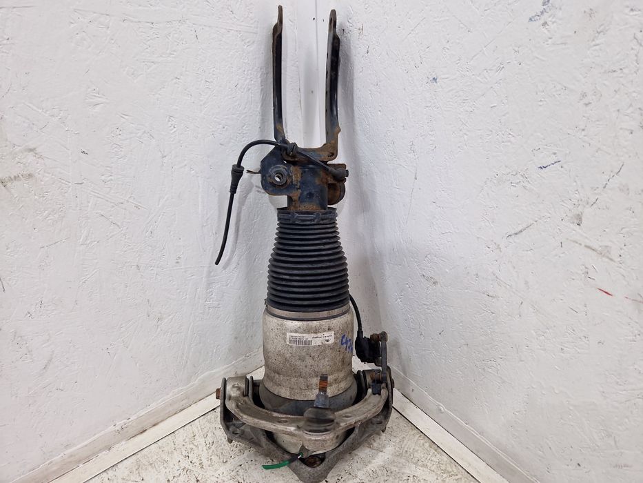 Perna aer stanga fata AUDI Q7 (4LB) [Fabr 2006-2014] Facelift 3.0 TDI