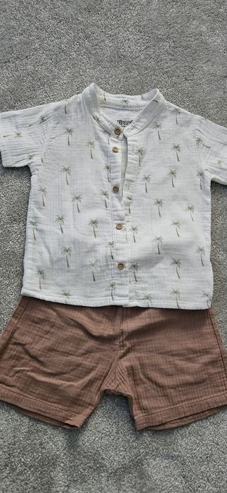 Pantaloni scurti bebelusi
