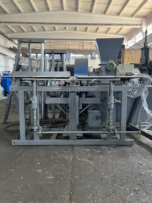 Abricht/ Masina de rindeluit