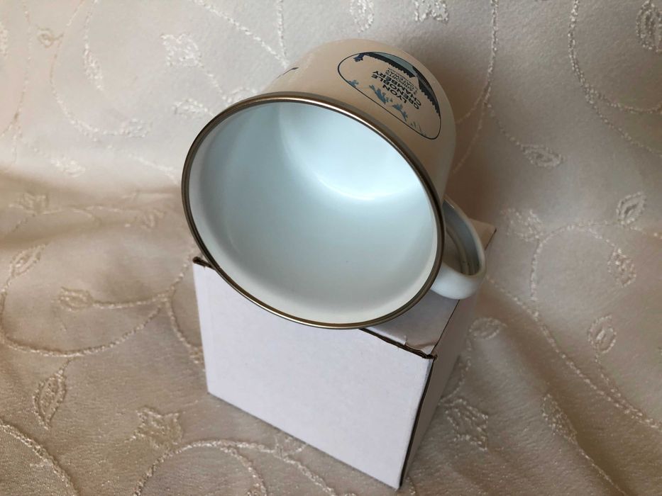 Метално емайлирано канче, бяло със сребрист кант, ретро стил, ново