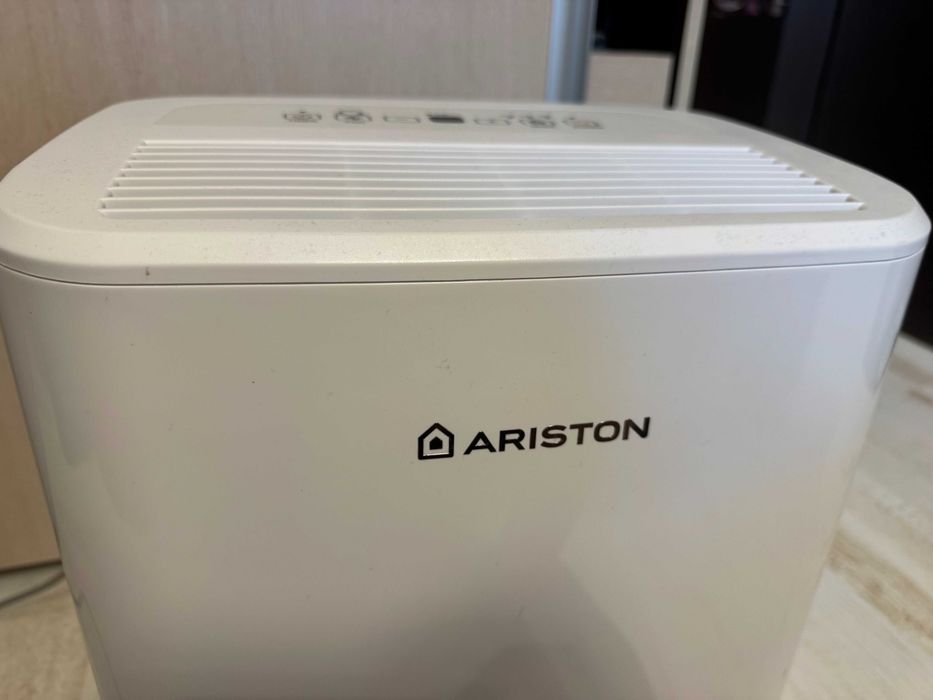 Влагоуловител Ariston DEOS